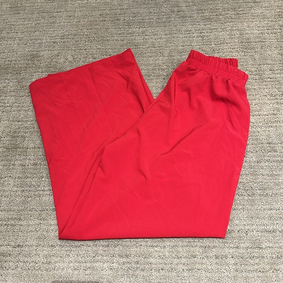 SHEIN red flow pants - Picture 2 of 2